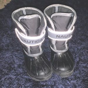 Toddler snow boots